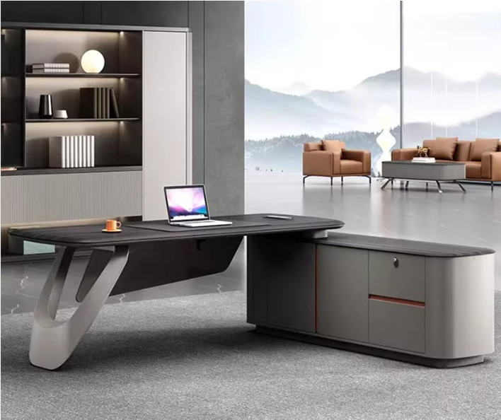 Premium Executive Desk with High-Quality Materials