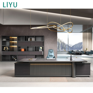 Liyu Modular Custom Office L-shaped Boss Work Desk Executive Office Furniture Durable High-end Modern Table with Lamp